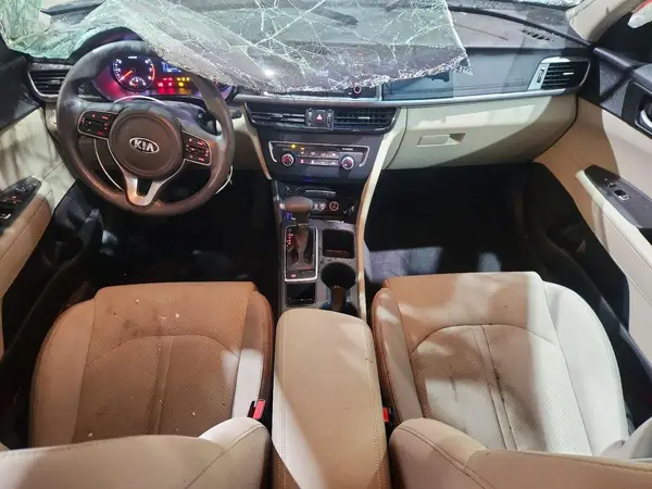 5XXGT4L36GG015677 2016 KIA OPTIMA - Image 8