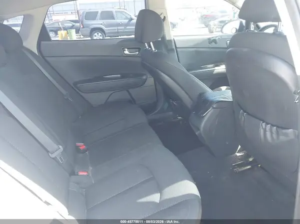 5XXGT4L36GG016473 2016 KIA OPTIMA - Image 8