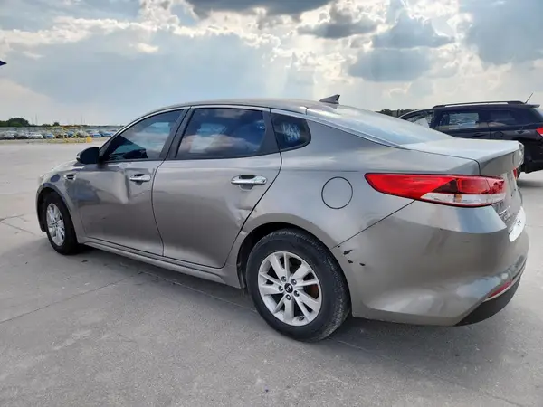 5XXGT4L36GG021513 2016 KIA OPTIMA - Image 2