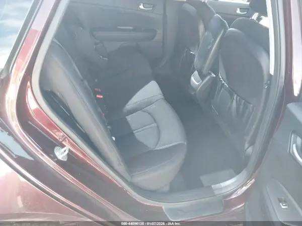 5XXGT4L36GG021608 2016 KIA OPTIMA - Image 8