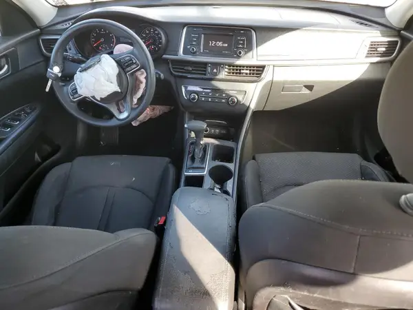 5XXGT4L36GG025335 2016 KIA OPTIMA - Image 8