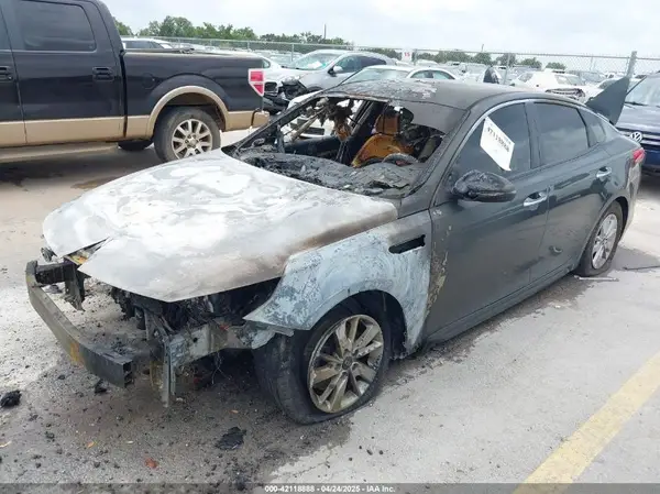 5XXGT4L36GG027599 2016 KIA OPTIMA - Image 2