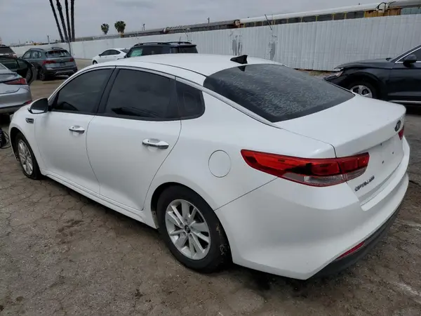 5XXGT4L36GG038943 2016 KIA OPTIMA - Image 2
