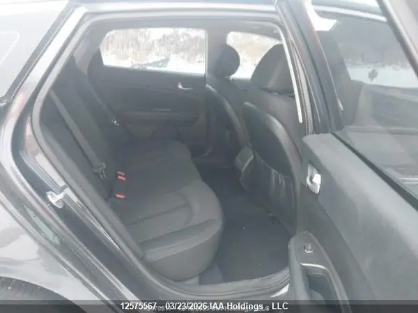 5XXGT4L36GG044600 2016 KIA OPTIMA - Image 8