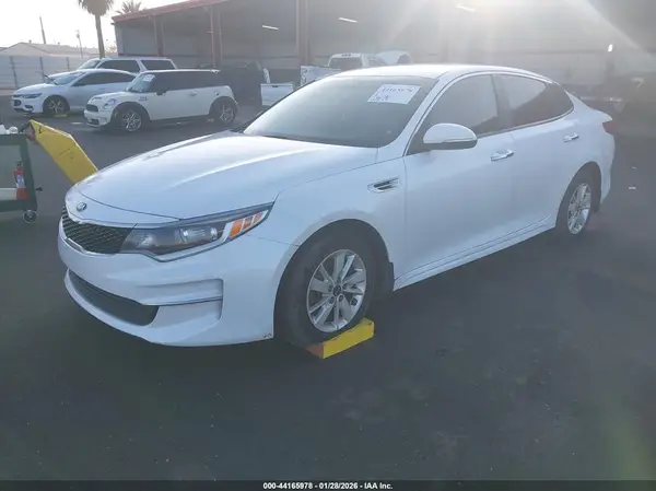5XXGT4L36GG055483 2016 KIA OPTIMA - Image 2