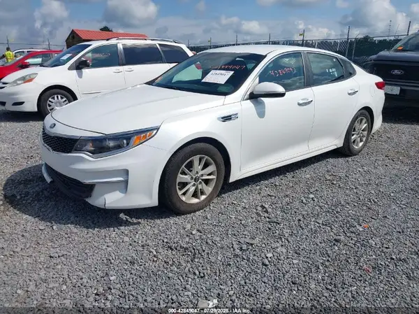 5XXGT4L36GG059100 2016 KIA OPTIMA - Image 2