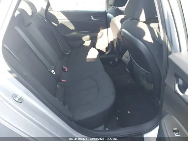 5XXGT4L36GG060456 2016 KIA OPTIMA - Image 8