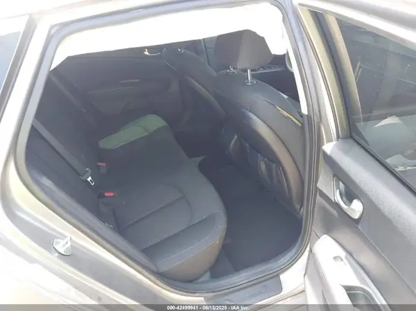 5XXGT4L36GG072722 2016 KIA OPTIMA - Image 8