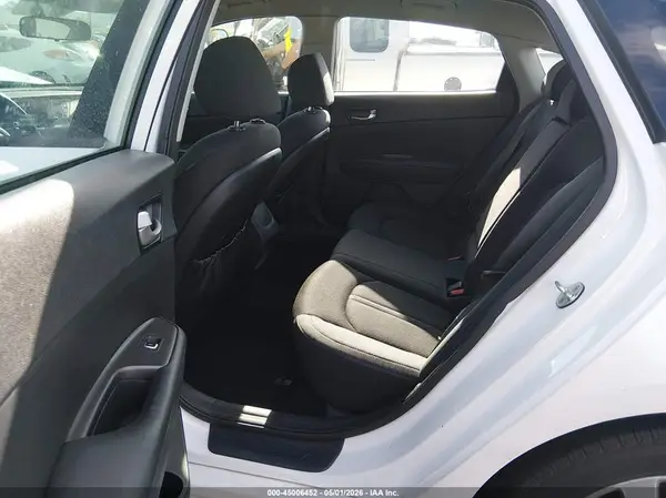5XXGT4L36GG072753 2016 KIA OPTIMA - Image 8