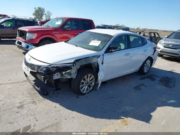 5XXGT4L36GG074146 2016 KIA OPTIMA - Image 2