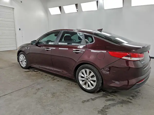 5XXGT4L36GG076124 2016 KIA OPTIMA - Image 2