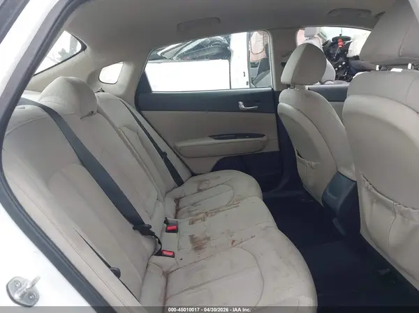 5XXGT4L36GG081310 2016 KIA OPTIMA - Image 8