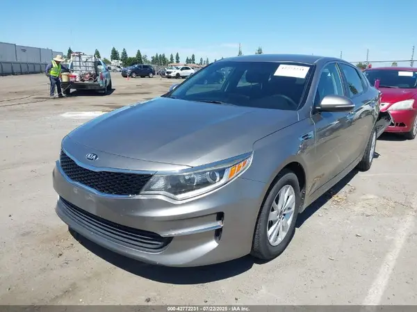 5XXGT4L36GG098804 2016 KIA OPTIMA - Image 2