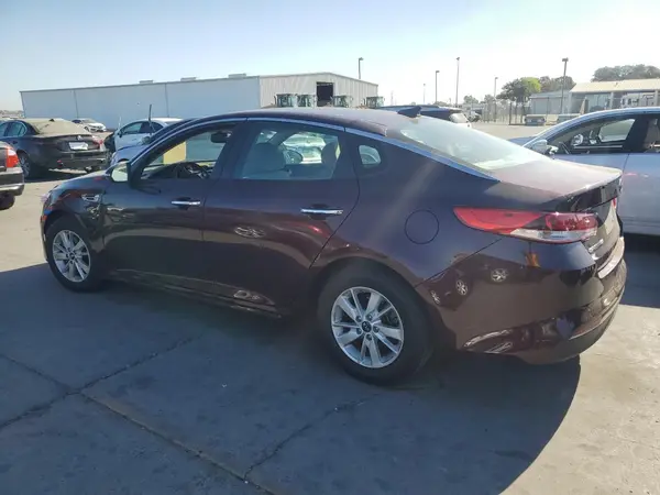 5XXGT4L36GG110577 2016 KIA OPTIMA - Image 2