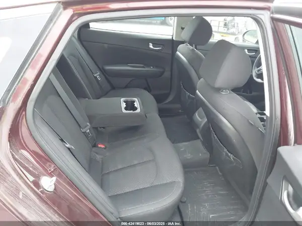 5XXGT4L36GG120395 2016 KIA OPTIMA - Image 8