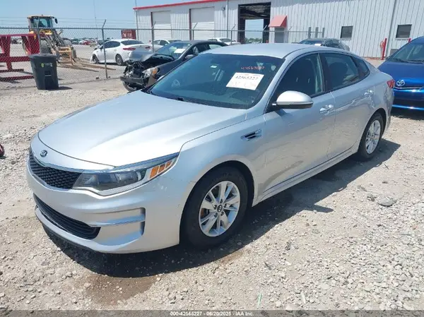5XXGT4L36GG120414 2016 KIA OPTIMA - Image 2