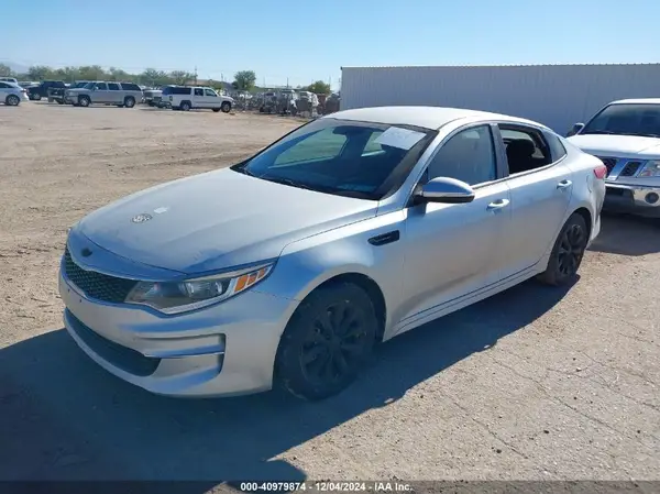 5XXGT4L36HG121810 2017 KIA OPTIMA - Image 2
