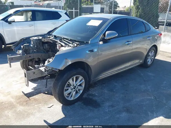 5XXGT4L36HG125940 2017 KIA OPTIMA - Image 2