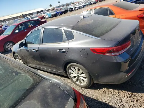 5XXGT4L36HG129356 2017 KIA OPTIMA - Image 2