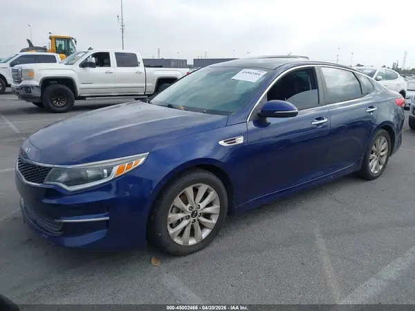 5XXGT4L36HG130412 2017 KIA OPTIMA - Image 2