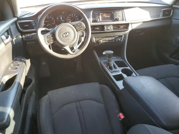 5XXGT4L36HG132080 2017 KIA OPTIMA - Image 8