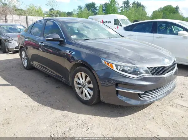 5XXGT4L36HG133813 2017 KIA OPTIMA - Image 1
