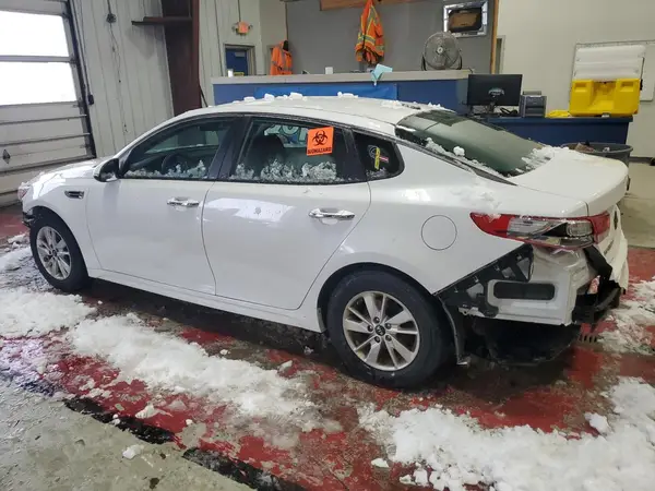 5XXGT4L36HG138381 2017 KIA OPTIMA - Image 2