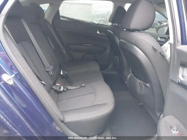 5XXGT4L36HG140356 2017 KIA OPTIMA - Image 8