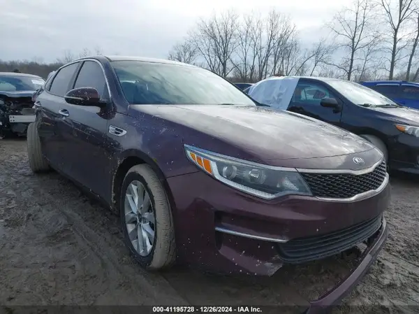 5XXGT4L36HG140647 2017 KIA OPTIMA - Image 1