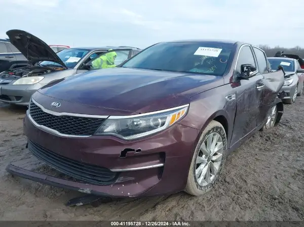 5XXGT4L36HG140647 2017 KIA OPTIMA - Image 2