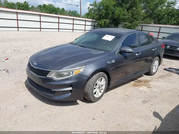 5XXGT4L36HG144987 2017 KIA OPTIMA - Image 2