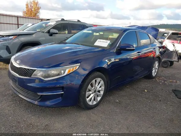 5XXGT4L36HG146657 2017 KIA OPTIMA - Image 2