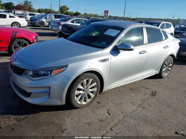 5XXGT4L36HG148361 2017 KIA OPTIMA - Image 2