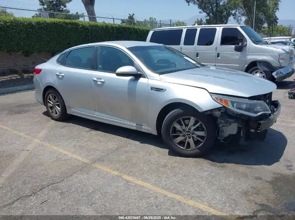 5XXGT4L36HG148781 2017 KIA OPTIMA - Image 1