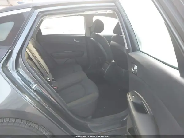 5XXGT4L36HG149297 2017 KIA OPTIMA - Image 8