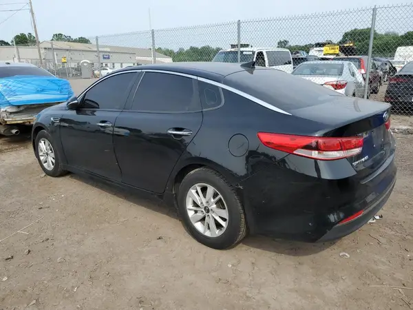 5XXGT4L36HG152748 2017 KIA OPTIMA - Image 2