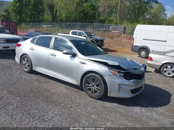 5XXGT4L36HG153530 2017 KIA OPTIMA - Image 1