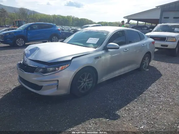 5XXGT4L36HG153530 2017 KIA OPTIMA - Image 2