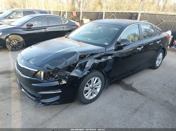 5XXGT4L36HG155827 2017 KIA OPTIMA - Image 2