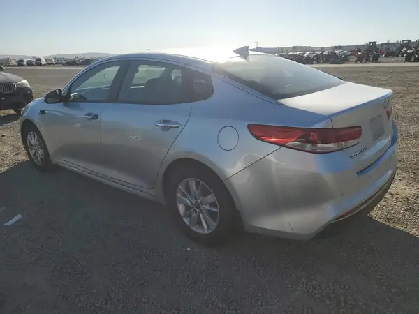 5XXGT4L36HG156525 2017 KIA OPTIMA - Image 2