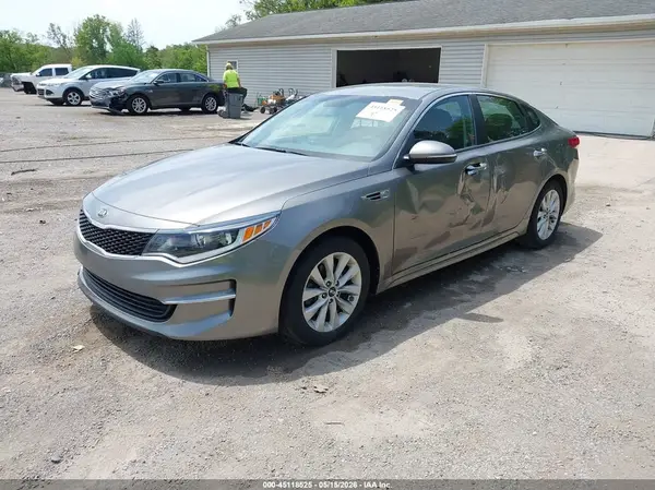5XXGT4L36HG160767 2017 KIA OPTIMA - Image 2