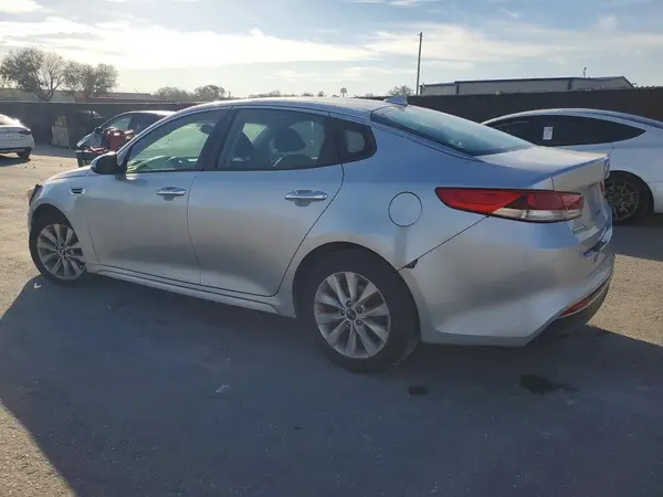 5XXGT4L36HG161689 2017 KIA OPTIMA - Image 2