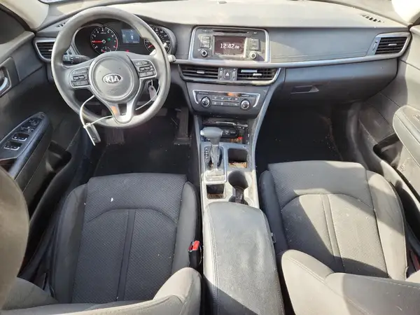 5XXGT4L36HG161935 2017 KIA OPTIMA - Image 8
