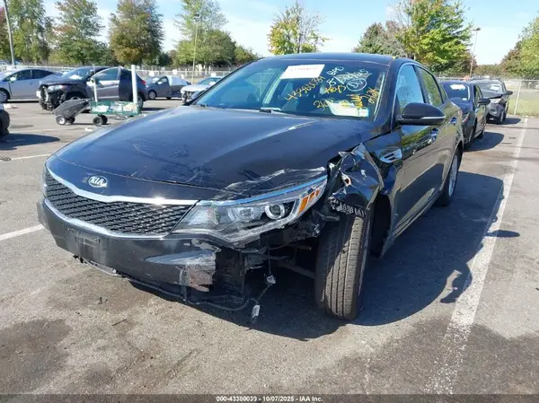 5XXGT4L36HG165709 2017 KIA OPTIMA - Image 2