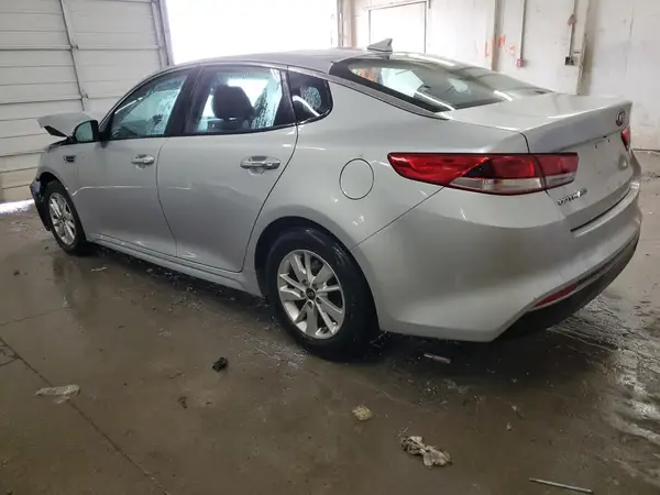 5XXGT4L36HG175804 2017 KIA OPTIMA - Image 2