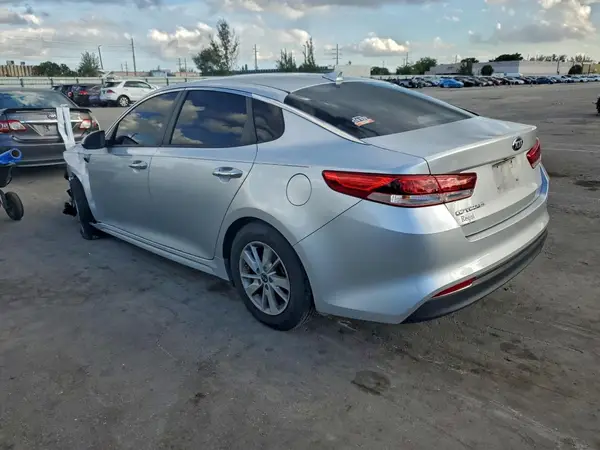 5XXGT4L36HG177147 2017 KIA OPTIMA - Image 2