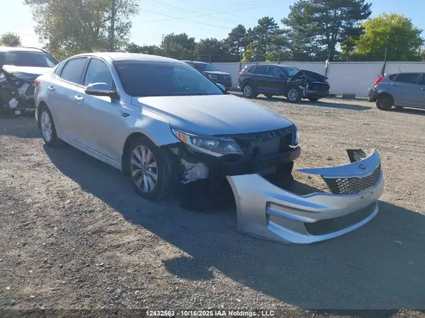 5XXGT4L36JG181334 2018 KIA OPTIMA - Image 1