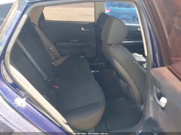 5XXGT4L36JG181446 2018 KIA OPTIMA - Image 8