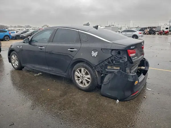 5XXGT4L36JG182242 2018 KIA OPTIMA - Image 2