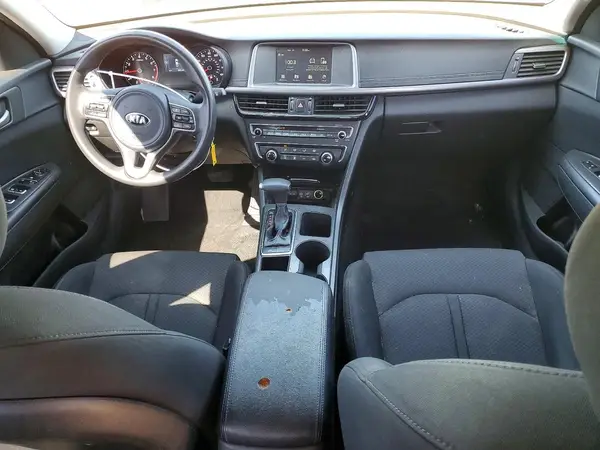 5XXGT4L36JG185920 2018 KIA OPTIMA - Image 8
